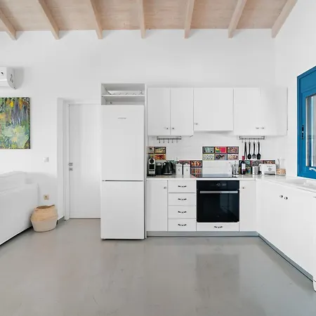 Villa Saphora Sea Front *